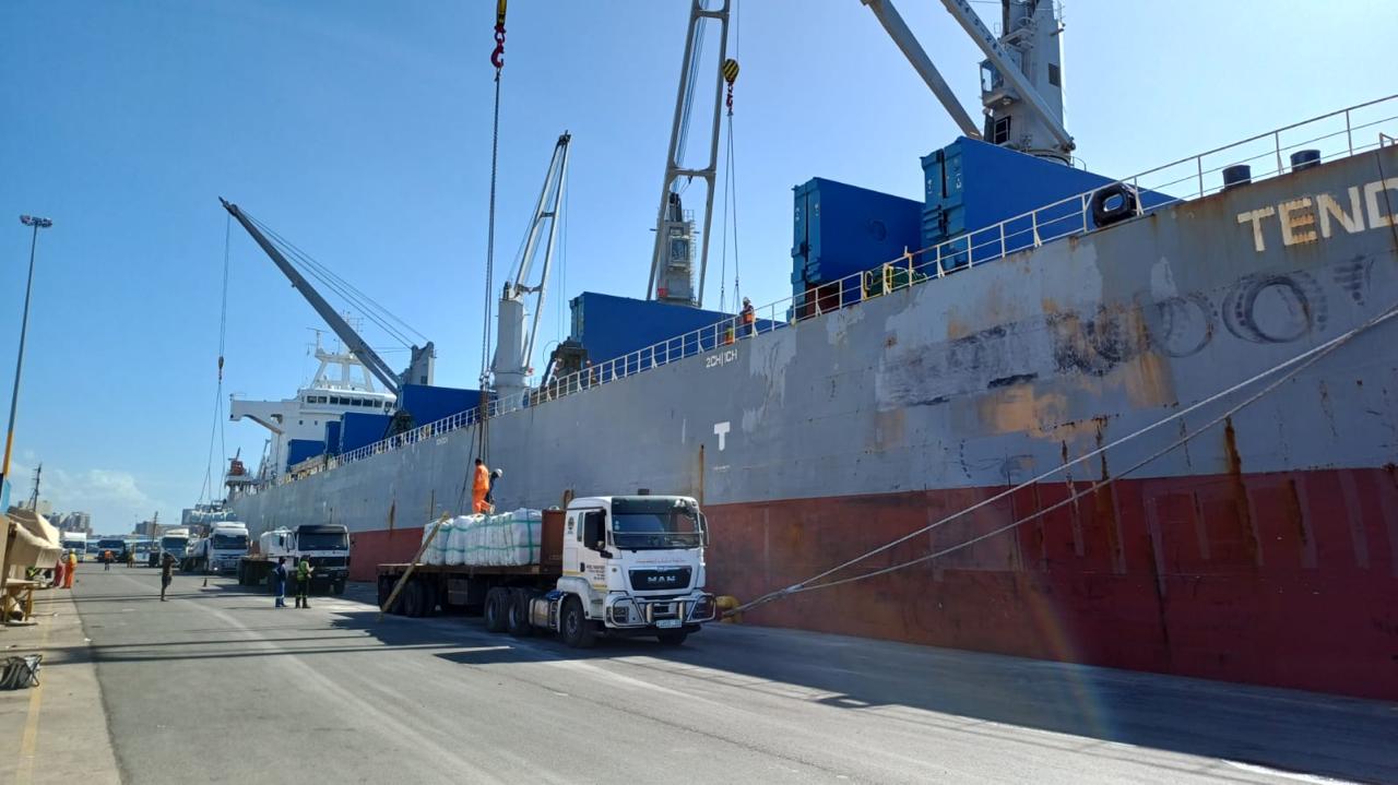 Port depot ship loading and harbor truck logistics operations